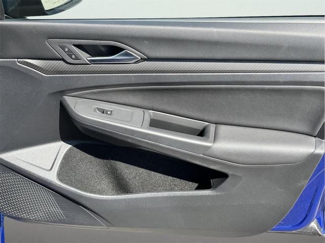 Photo of 2022 Lapiz Blue Metallic Volkswagen Golf R