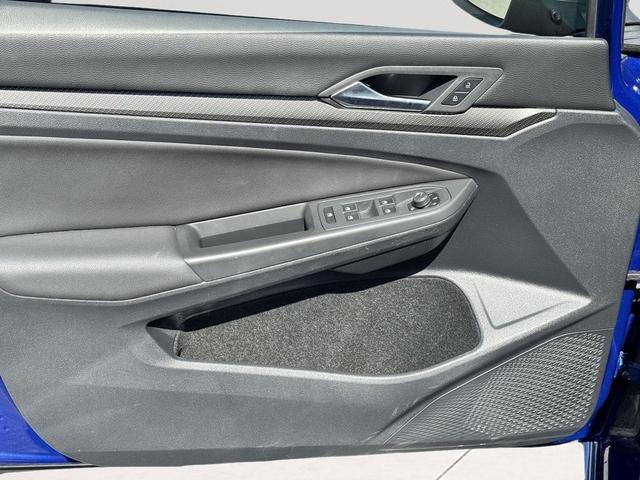 Photo of 2022 Lapiz Blue Metallic Volkswagen Golf R