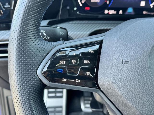Photo of 2022 Lapiz Blue Metallic Volkswagen Golf R