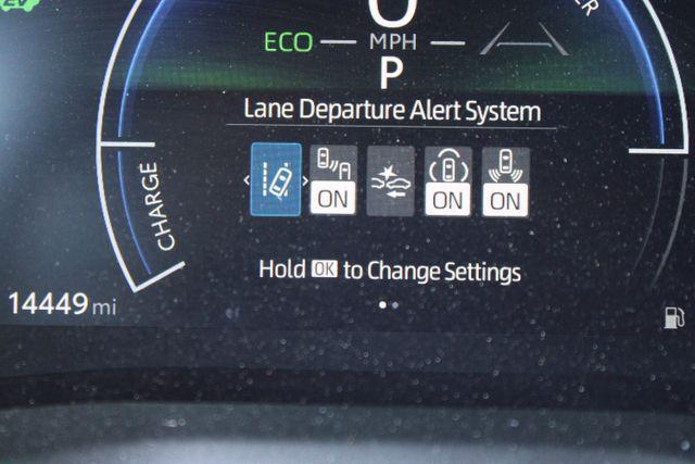 Photo of 2025 White Toyota Camry