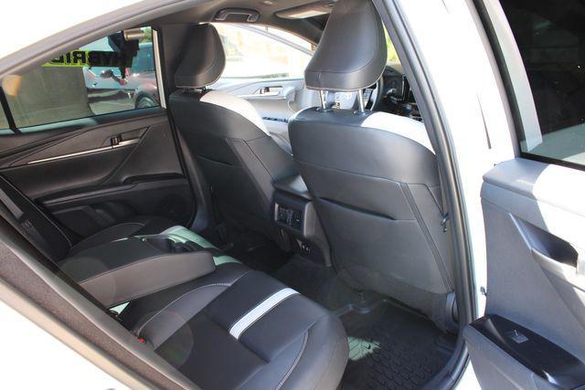 Photo of 2025 White Toyota Camry
