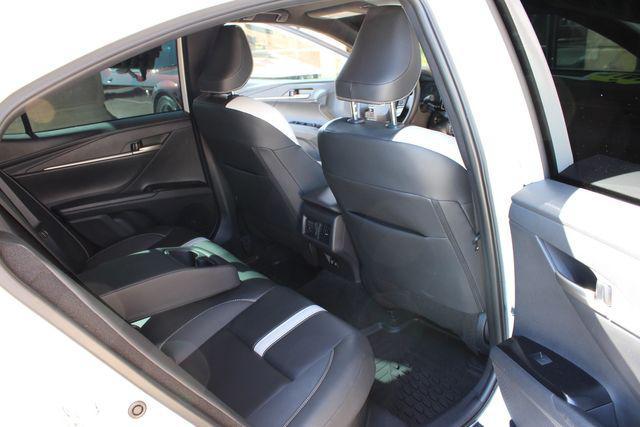 Photo of 2025 White Toyota Camry