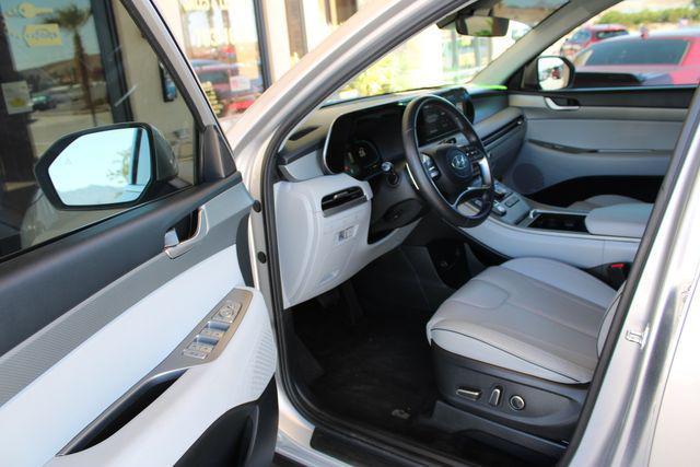 Photo of 2025 Silver Hyundai PALISADE