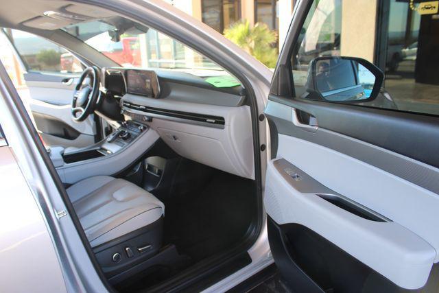 Photo of 2025 Silver Hyundai PALISADE