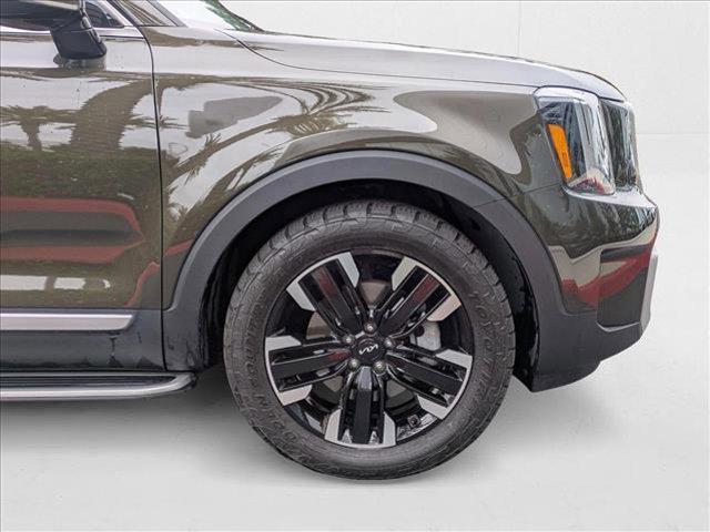 Photo of 2023 Dark Moss Kia Telluride