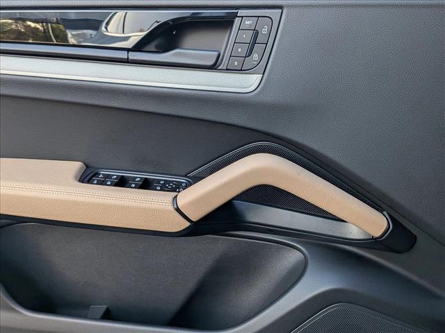 Photo of 2025 White Porsche Cayenne