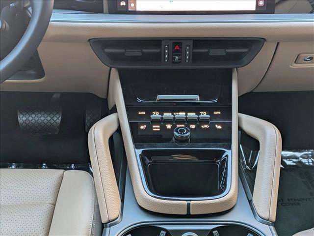 Photo of 2025 White Porsche Cayenne