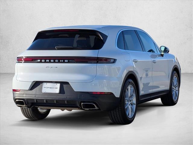 Photo of 2025 White Porsche Cayenne