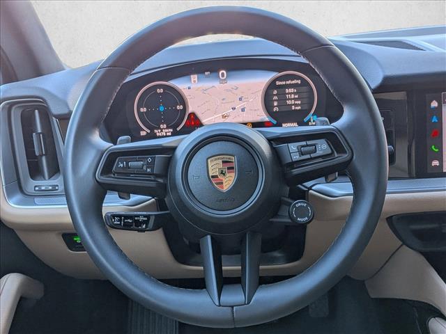 Photo of 2025 White Porsche Cayenne