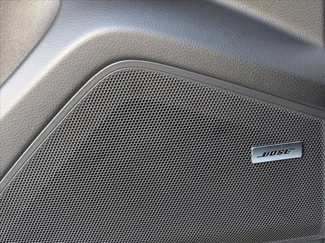 Photo of 2025 White Porsche Cayenne