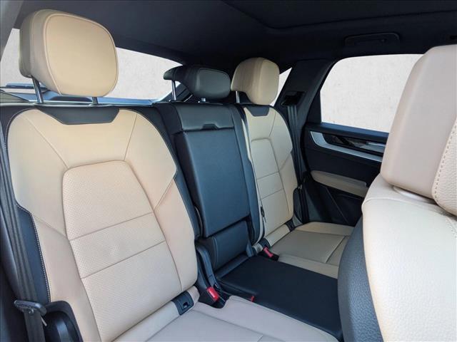 Photo of 2025 White Porsche Cayenne