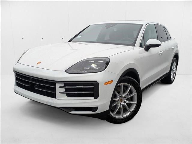 Photo of 2024 White Porsche Cayenne
