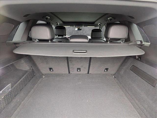 Photo of 2024 White Porsche Cayenne