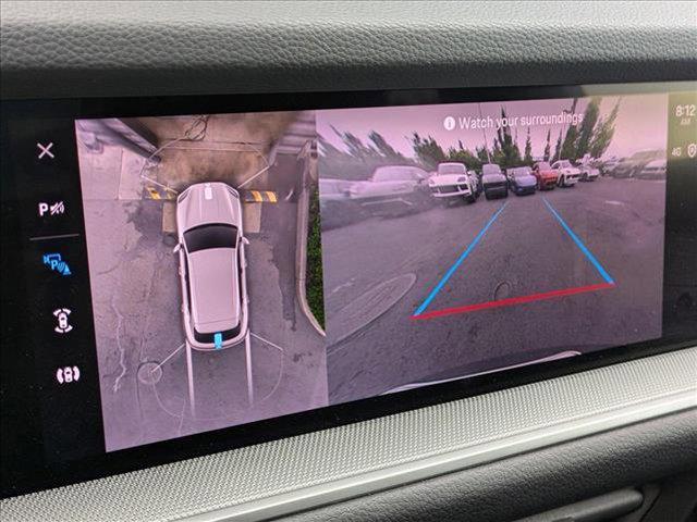 Photo of 2024 White Porsche Cayenne