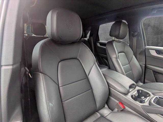 Photo of 2024 White Porsche Cayenne