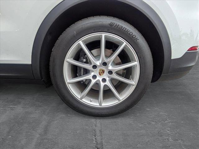 Photo of 2024 White Porsche Cayenne