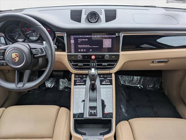 Photo of 2025 White Porsche Macan