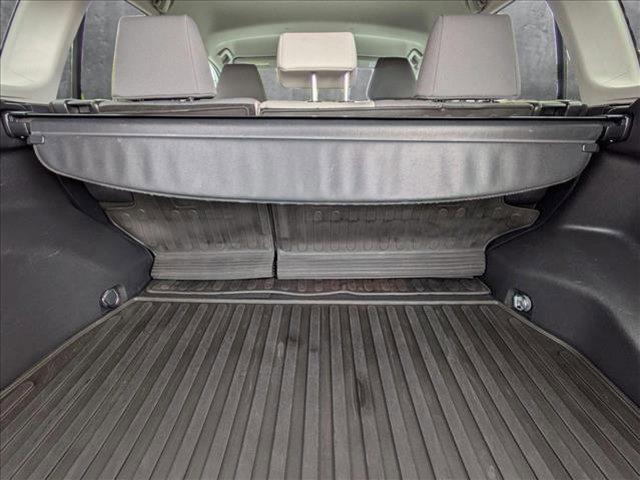 Photo of 2021 Super White Toyota RAV4