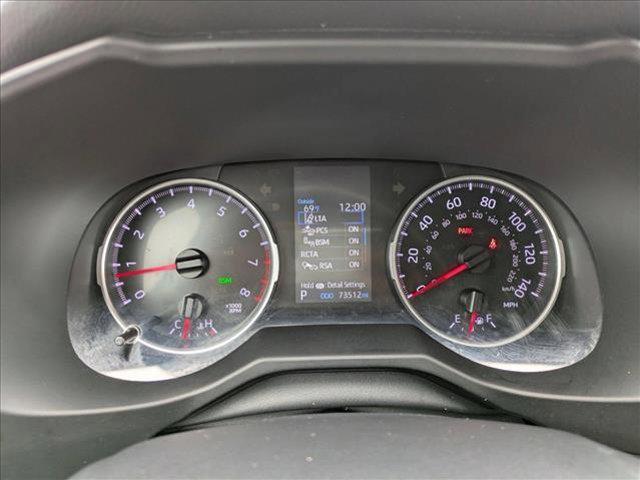 Photo of 2021 Super White Toyota RAV4