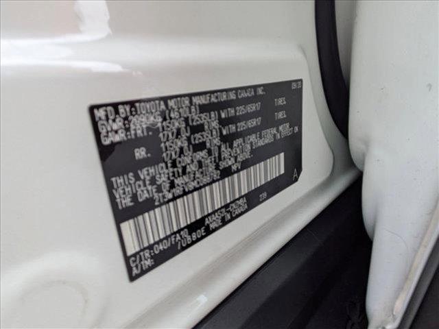 Photo of 2021 Super White Toyota RAV4