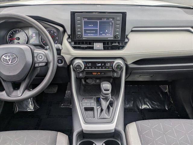 Photo of 2021 Super White Toyota RAV4