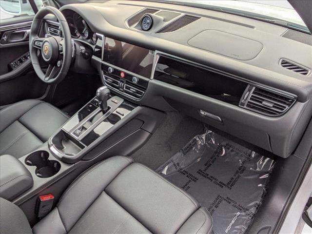Photo of 2025 Carrara White Metallic Porsche Macan