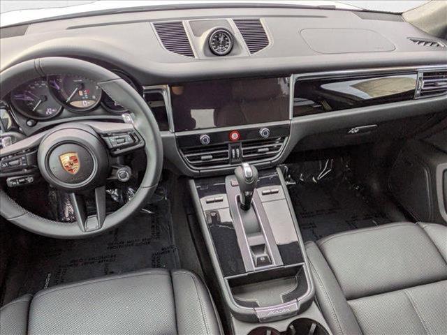 Photo of 2025 Carrara White Metallic Porsche Macan