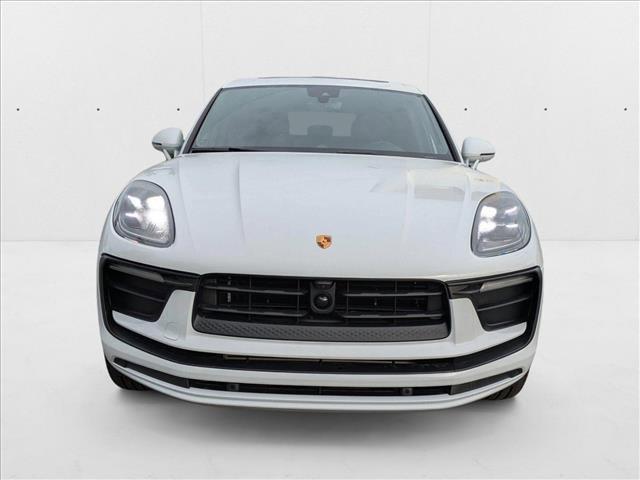 Photo of 2025 Carrara White Metallic Porsche Macan