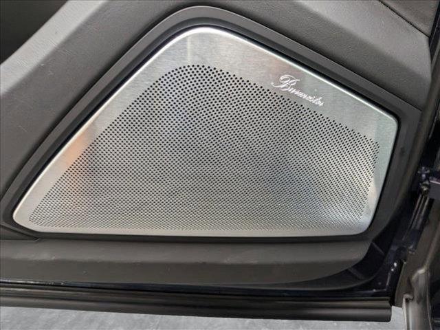 Photo of 2025 Algarve Blue Metallic Porsche Cayenne