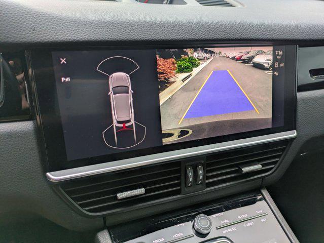 Photo of 2022 Black Porsche Cayenne