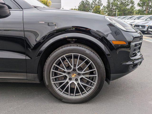 Photo of 2022 Black Porsche Cayenne
