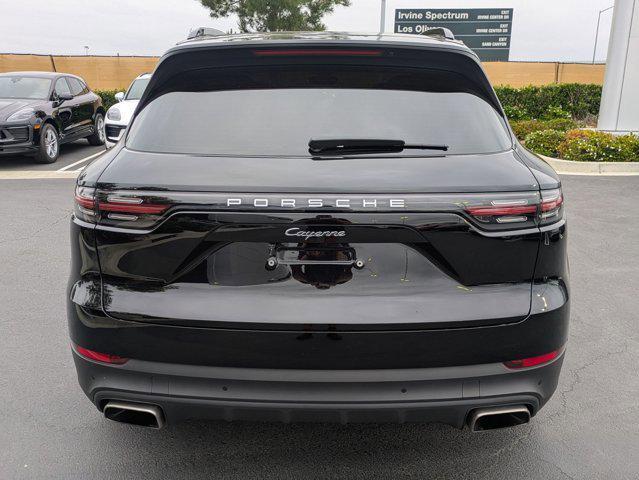Photo of 2022 Black Porsche Cayenne
