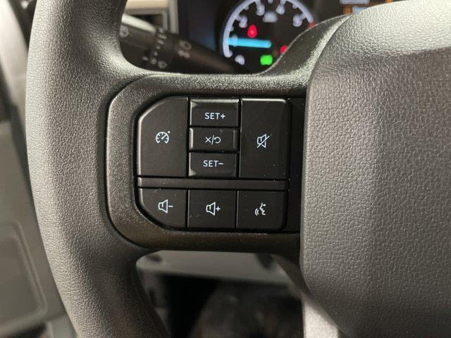 Photo of 2026 Oxford White Ford F-250