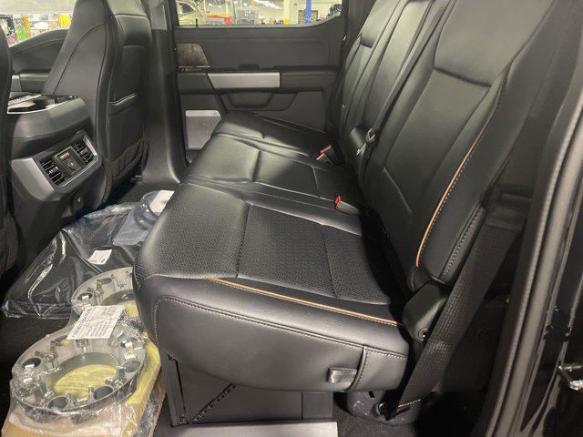 Photo of 2025 Agate Black Metallic Ford F-250