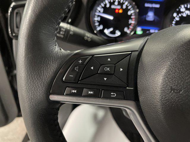 Photo of 2018 Magnetic Black Nissan Rogue