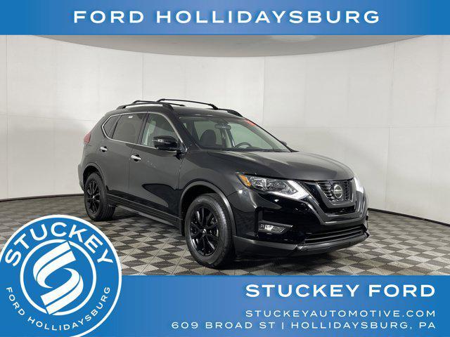 Photo of 2018 Magnetic Black Nissan Rogue