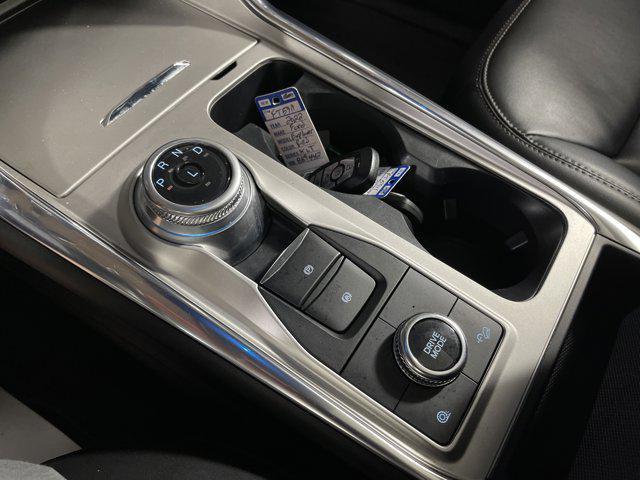 Photo of 2022 Rapid Red Metallic Tinted Clearcoat Ford Explorer