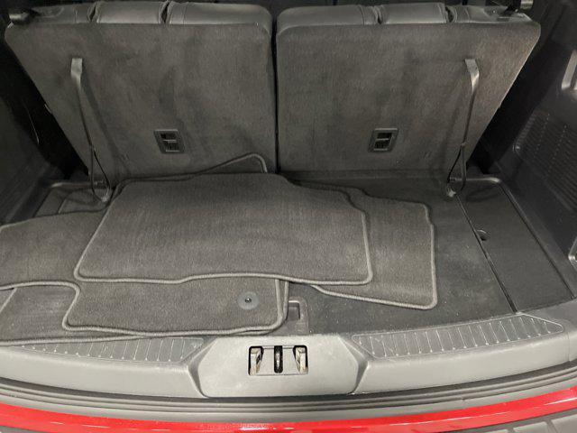 Photo of 2022 Rapid Red Metallic Tinted Clearcoat Ford Explorer
