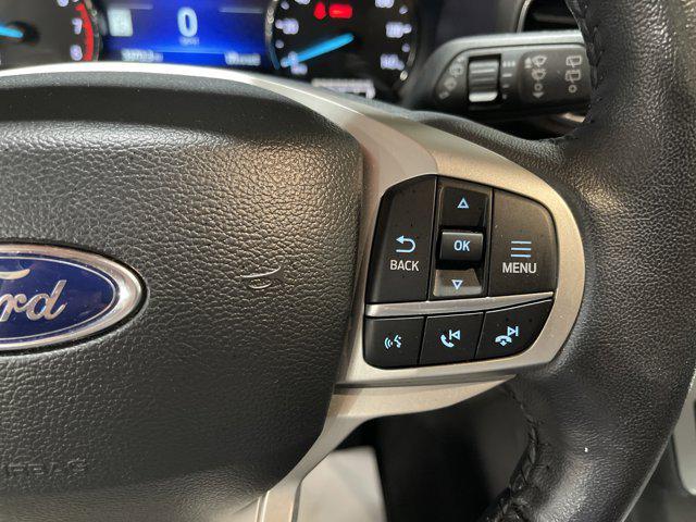 Photo of 2022 Rapid Red Metallic Tinted Clearcoat Ford Explorer