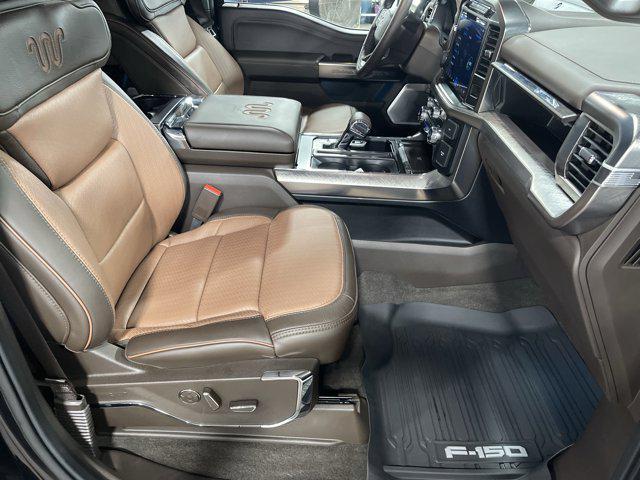 Photo of 2022 Agate Black Metallic Ford F-150