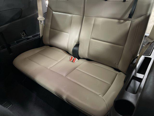 Photo of 2021 Oxford White Ford Explorer