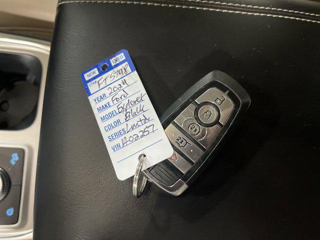 Photo of 2024 Black Metallic Ford Explorer