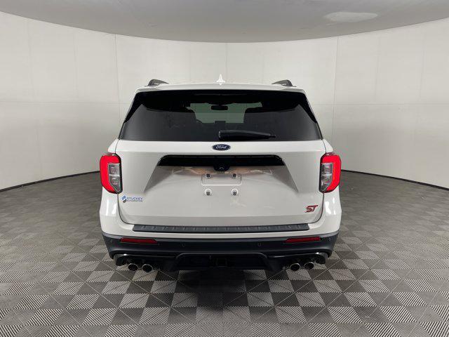 Photo of 2022 Star White Metallic Tri-Coat Ford Explorer
