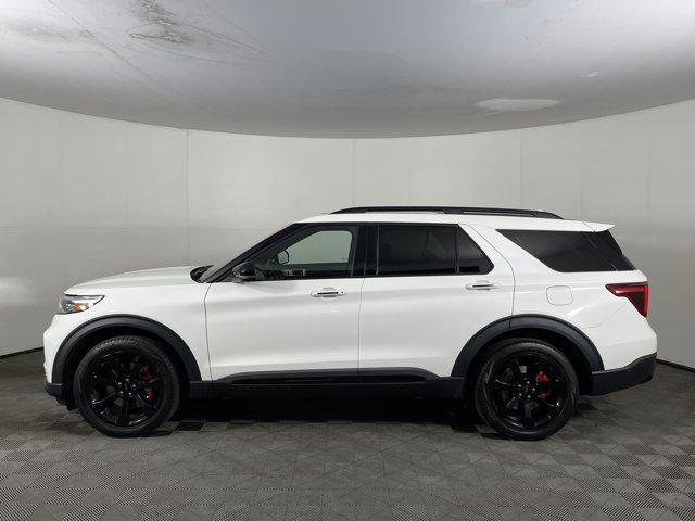 Photo of 2022 Star White Metallic Tri-Coat Ford Explorer