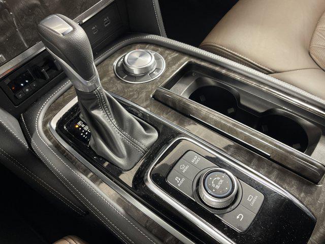 Photo of 2024 Coulis Red Pearl Nissan Armada
