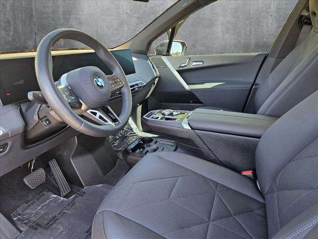 Photo of 2025 Oxide Grey Metallic BMW iX