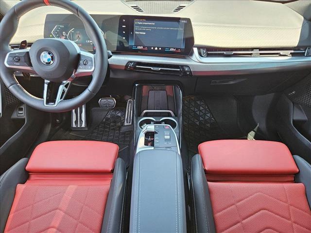 Photo of 2024 Black Sapphire Metallic BMW X2
