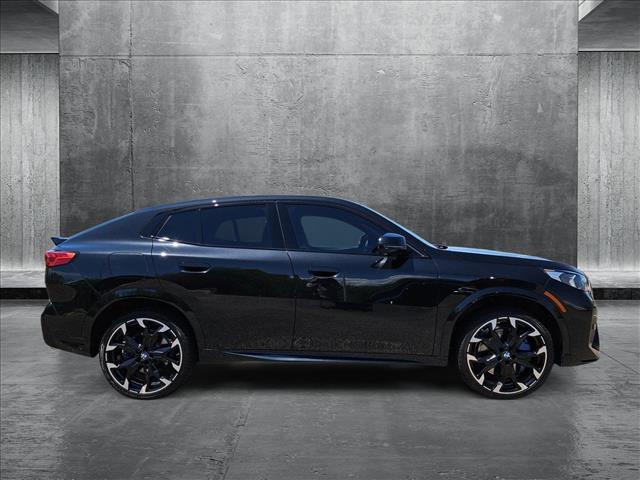 Photo of 2024 Black Sapphire Metallic BMW X2