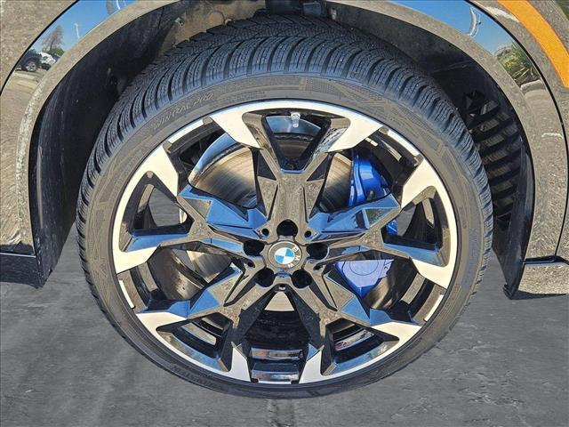 Photo of 2024 Black Sapphire Metallic BMW X2