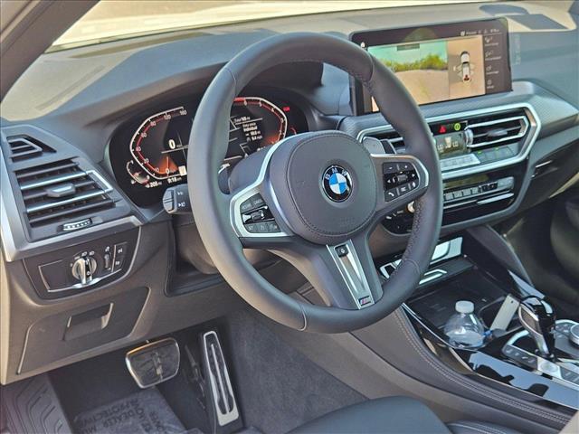 Photo of 2025 Alpine White BMW X4